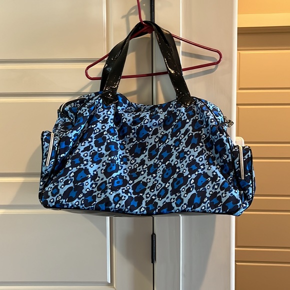 Betsy Johnson cheetah, print duffel bag used twice - Picture 3 of 9